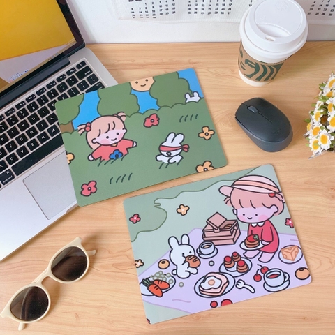 Lót di chuột máy tính laptop cô gái Nhật Bản