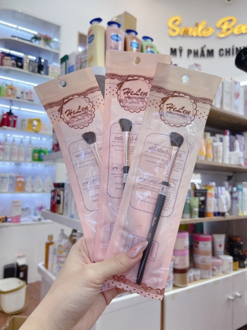Cọ tán mày helen 005
