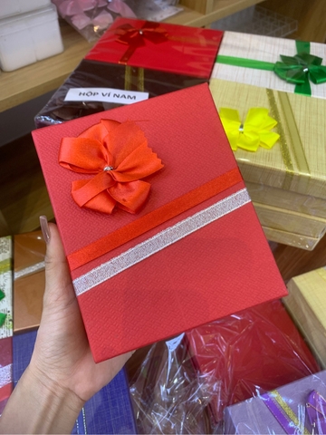 Hộp quà giấy các loại