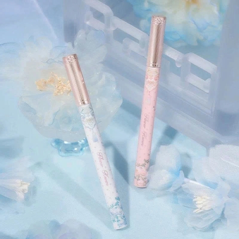 Kẻ Mắt Butterfly Cloud Collar Flower Knows