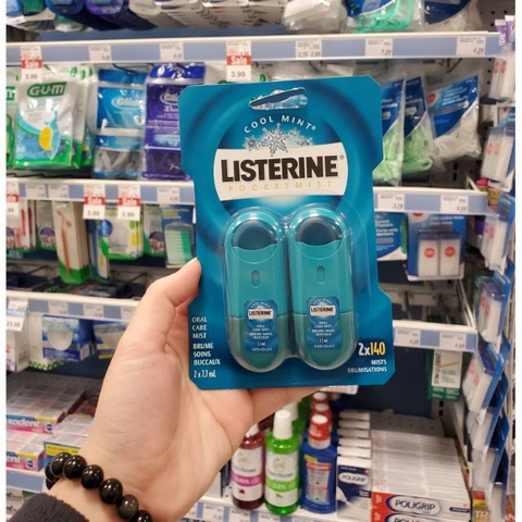 Vỉ 2 chai xịt thơm miệng Listerine