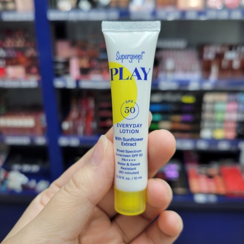 Mẫu dùng thử Lotion chống nắng Supergoop Spf 50 10ml