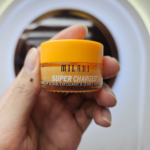 Tẩy Tế Bào Chết Môi Milani Super Charged Citrus Lip Scrub