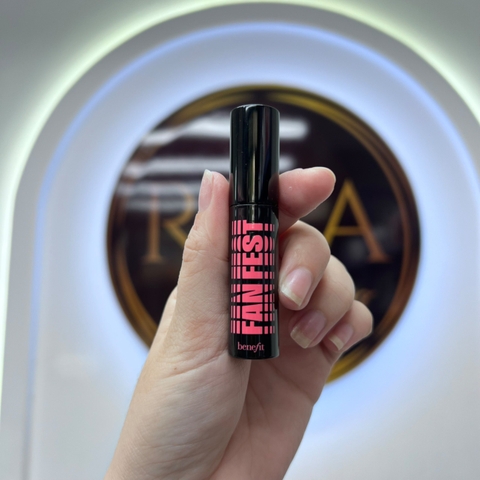 Mascara Mini Benefit Fan Fest