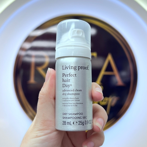 Dầu gội khô Living Proof