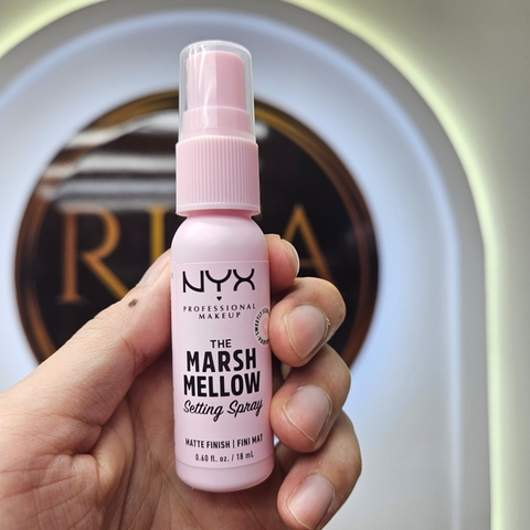 Xịt Makeup Mini NYX The Marsh Mellow Setting Spray 18ml