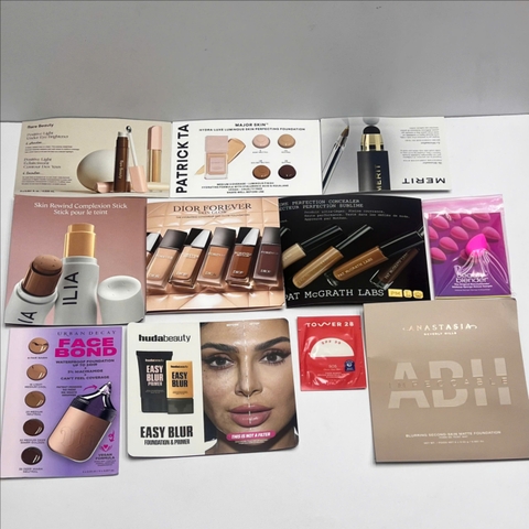 Túi Sample Kem Nền Foundation Bag US Aug 25