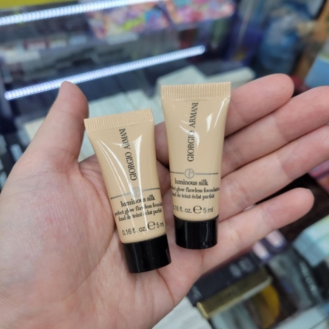 Kem nền G.Armani Luminous Silk Perfect Glow Flawless Foundation mini 5ml