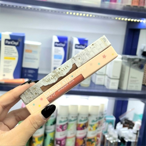 Màu mắt dạng thỏi Colourpop Shadow Stix