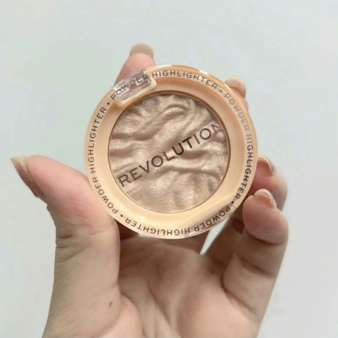 Phấn bắt sáng mini Makeup Revolution màu Just My Type 2.5g