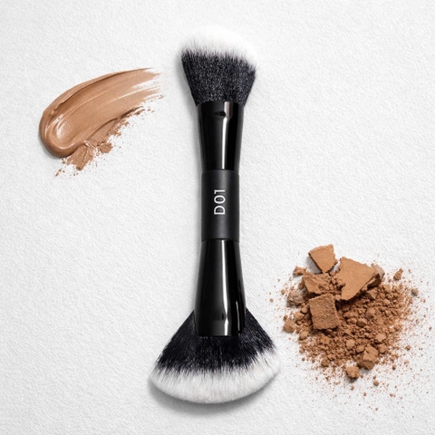 Cọ trang điểm tạo khối 2 đầu AMORA D01 – Dual Ended Sculpting Brush