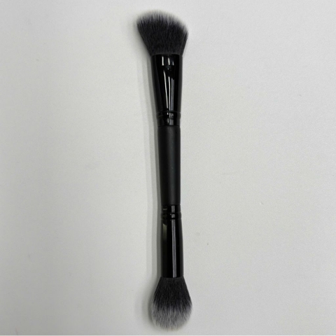 Cọ phấn 2 đầu giúp tán phấn bắt sáng và tạo khối Amora Dual-Ended Highlighter & Contour Brush DE02