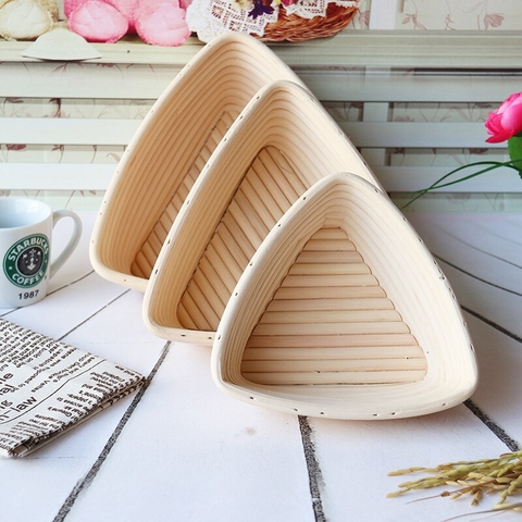 Triangle Banneton Basket