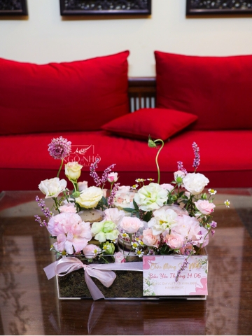 Khay Bánh Ngọt Mini & Hoa Tươi (No.02) | Quà Tặng Ngọt Ngào