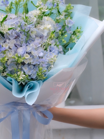 Bó Hoa Cẩm Tú Cầu 002 - Tone Xanh Phối Cỏ Ringbell