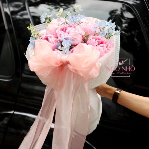 Bó hoa Mẫu Đơn/ Peony Sarah nơ hồng