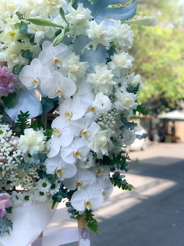 Kệ Hoa Chia Buồn 073