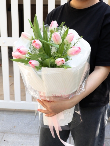 Bó Hoa Tulip Hồng dáng tròn