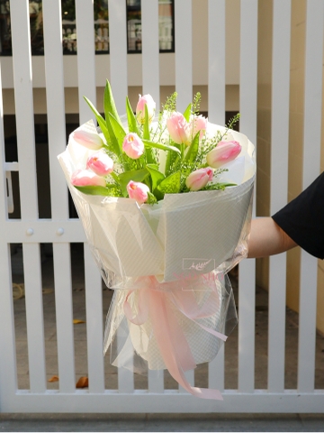Bó Hoa Tulip Hồng dáng tròn