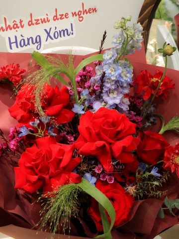 Bó Hoa Tone Đỏ 009