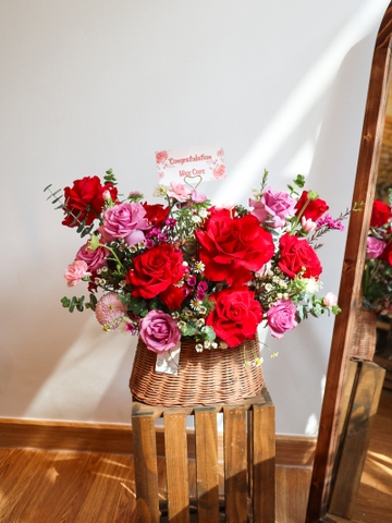 Giỏ Hoa Tone Đỏ 012