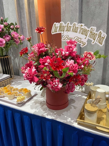 Hộp Hoa Tone Đỏ 918 | Hoa Hồng Magic Candy