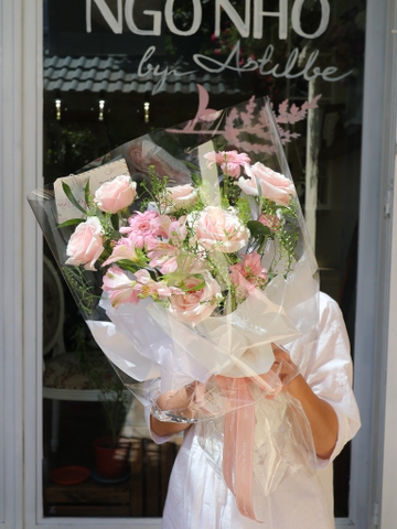 Bó Hoa Tone Hồng Trong Suốt 829