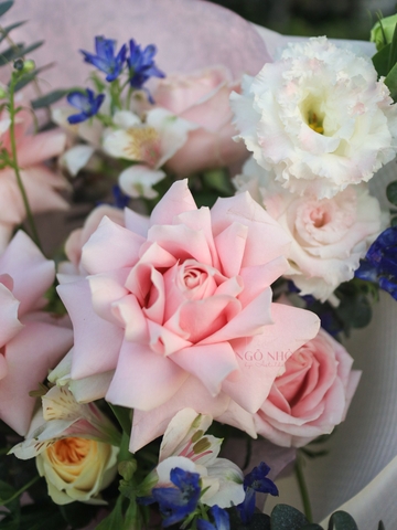Bó hoa Tone Hồng Mix 004