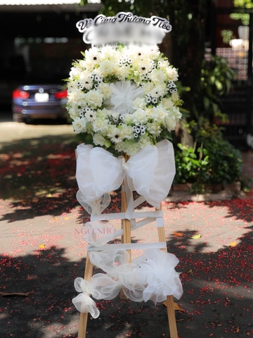 Kệ Hoa Chia Buồn 075