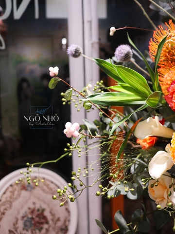 Kệ Hoa Chúc Mừng Tone Vàng Cam 1070