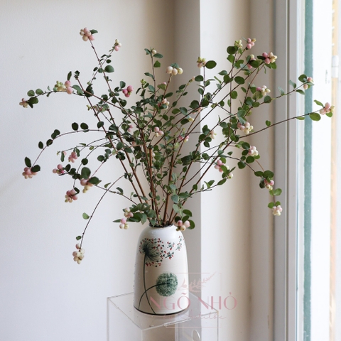 (Hoa Lẻ) Cành Quả Dâu Tuyết Hồng Nhập Khẩu