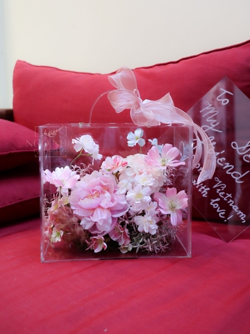 Hộp Hoa Lụa Mica | Vali Hoa Tone Hồng 248