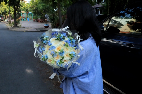 Bó hoa Hồng Butter Cup mix Sao Xanh