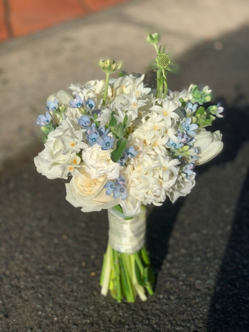 Hoa Cưới Dáng Tròn Thủy Tiên Daffodil