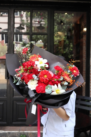 Bó thược dược đỏ mix tulip trắng