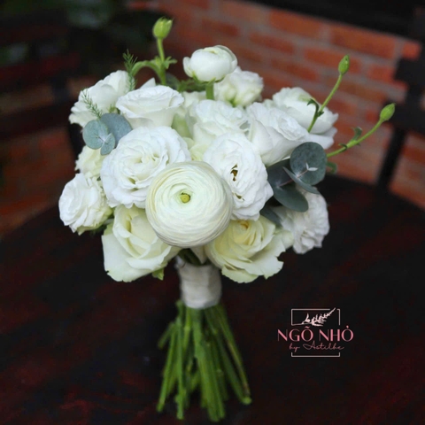 Bó hoa cưới mao lương trắng mix cát tường