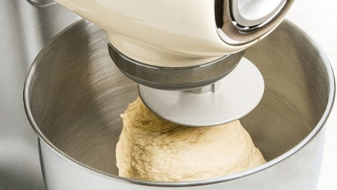 Máy trộn bột Smeg loại nào tốt nhất? Các tiêu chí chọn mua
