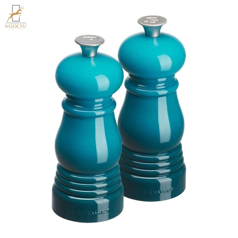 Le Creuset – Set 2 lọ xay muối và hạt tiêu 12.5cm – Màu Xanh Cổ Vịt