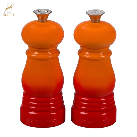 Le Creuset – Set 2 lọ xay muối và hạt tiêu 12cm – Màu Đỏ Cam