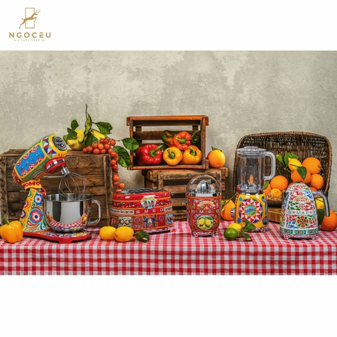 Máy trộn bột Smeg SMF03DGEU