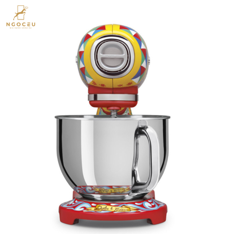 Máy trộn bột Smeg SMF03DGEU