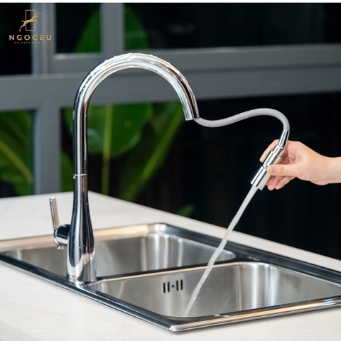 Vòi rửa bát rút dây Curva Chrome