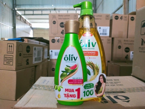 DẦU TẮM ÔLIV SÁNG DA 650ML+250ml x 12 BỘ/THÙNG
