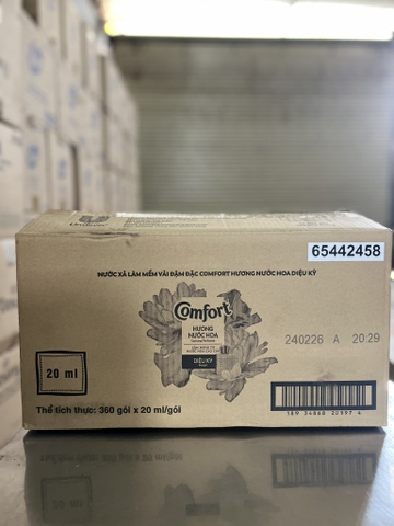 NƯỚC XẢ VẢI COMFORT HUONG NUOC HOA THIÊN NHIÊN DIỆU KỲ 10G X 20ML X 30 DÂY