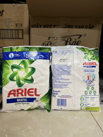 Bột Giặt Ariel Hương Downy Nắng Mai 700g x 18 gói
