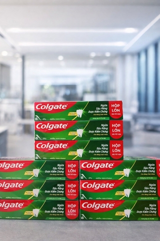 KEM ĐÁNH RĂNG COLGATE NGỪA SÂU RĂNG CHẮC KHỎE 225G x  36 cây