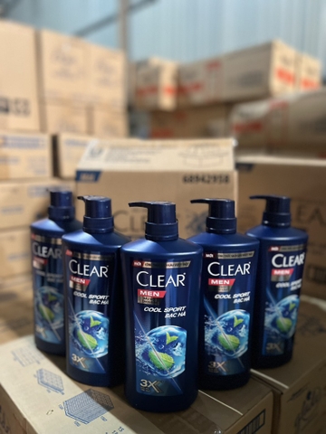 DẦU GỘI CLEAR MEN COOL SPORT MÁT LẠNH BẠC HÀ 630G X 8 chai