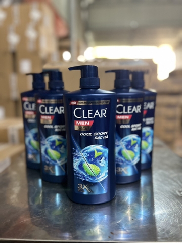 DẦU GỘI CLEAR MEN COOL SPORT BẠC HÀ 880ML x 8 CHAI