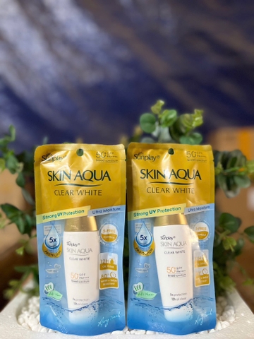 Sữa chống nắng dưỡng da trắng mịn (Sunplay Skin Aqua Clear White)  25g * 40 CHAI