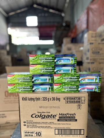 KEM ĐÁNH RĂNG COLGATE MAXFRESH HƯƠNG TRÀ XANH 225G + BCDR) X 36bộ